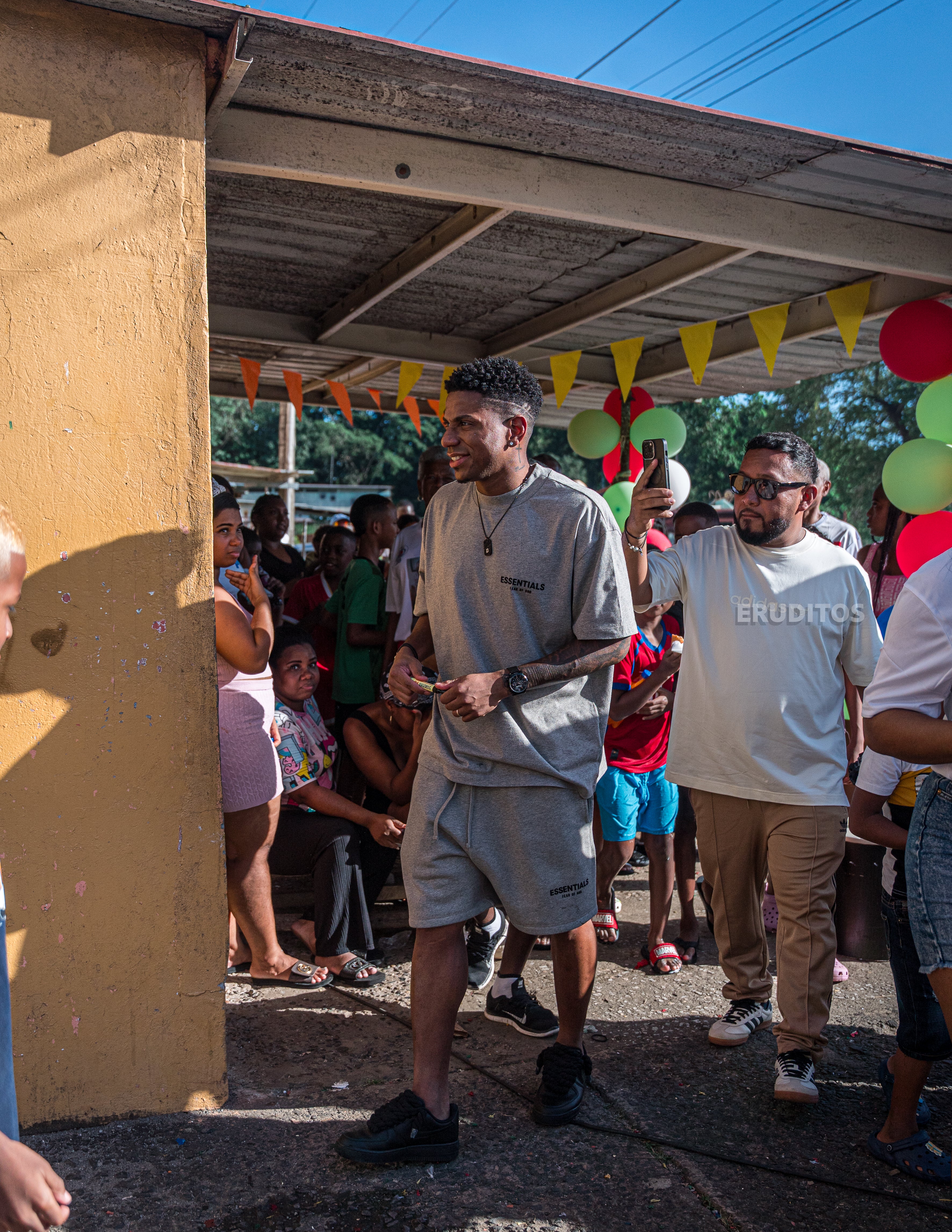 CESAR BLAKCMAN LABOR SOCIAL